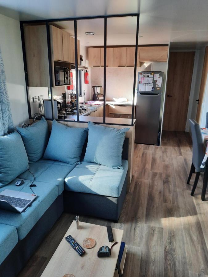 Jpp Marie Ange Proprietaire Hotel Saint-Julien-en-Born Kültér fotó